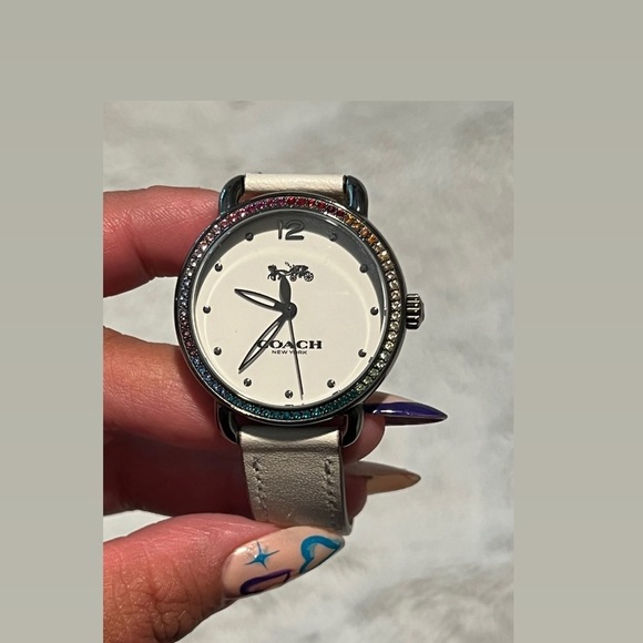 Coach watch! - Picture 3 of 8